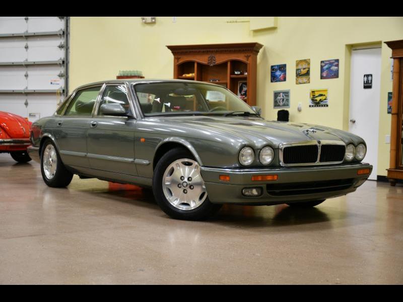 1997 Jaguar XJ Sedan XJ6