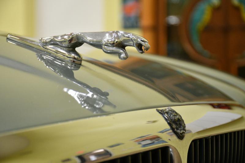 Jaguar XJ Sedan XJ6 1997