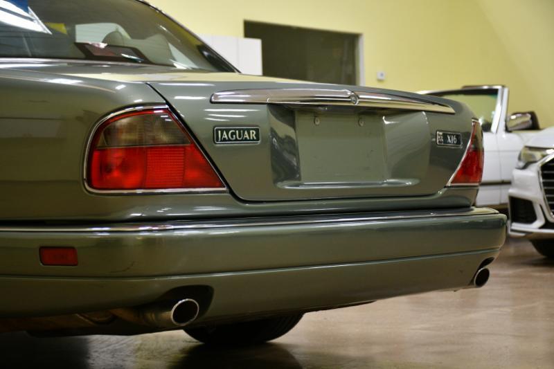 Jaguar XJ Sedan XJ6 1997