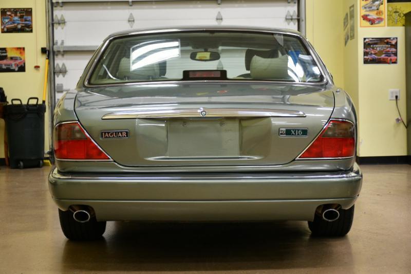 Jaguar XJ Sedan XJ6 1997