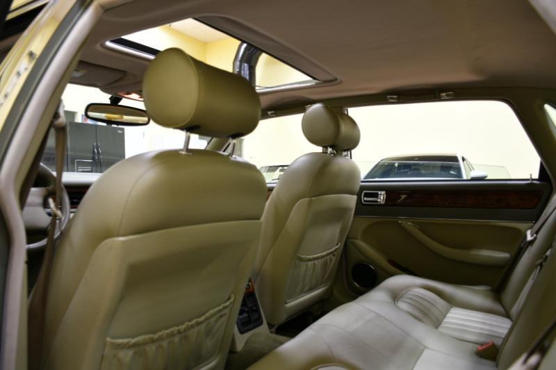 Jaguar XJ Sedan XJ6 1997