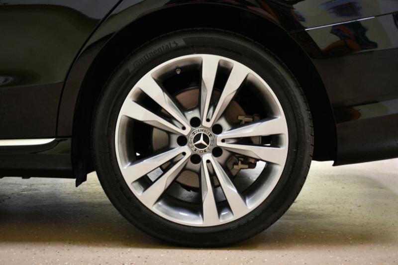 Mercedes-Benz C-Class C300 4MATIC Sedan 2019