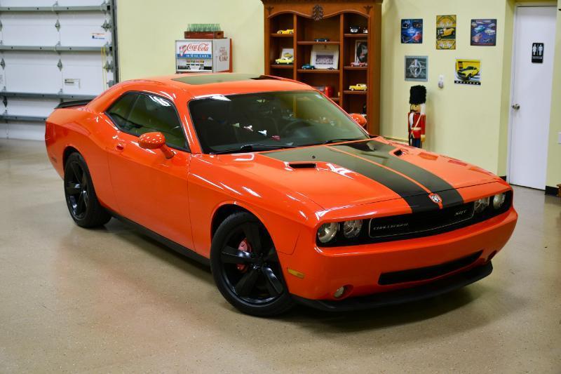 Dodge Challenger SRT8 2010
