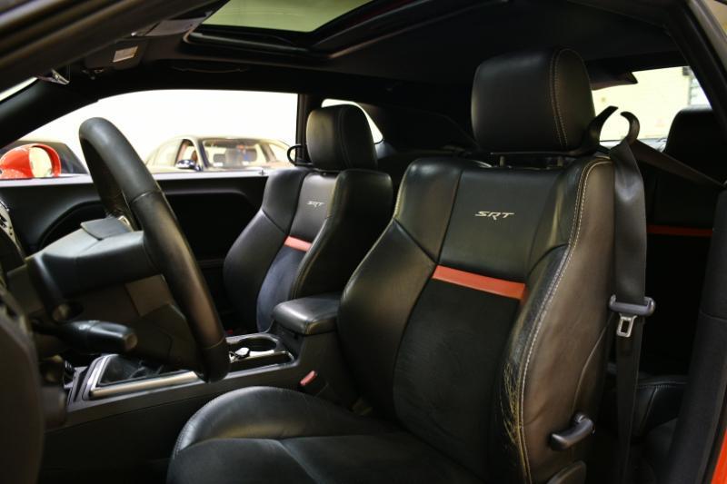 Dodge Challenger SRT8 2010