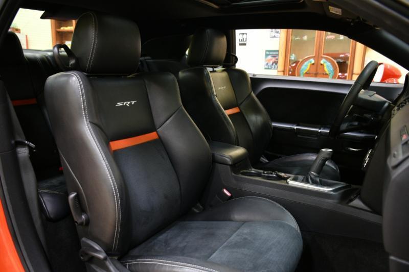 Dodge Challenger SRT8 2010