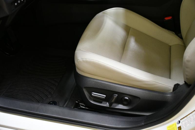 Toyota Prius XLE 2023