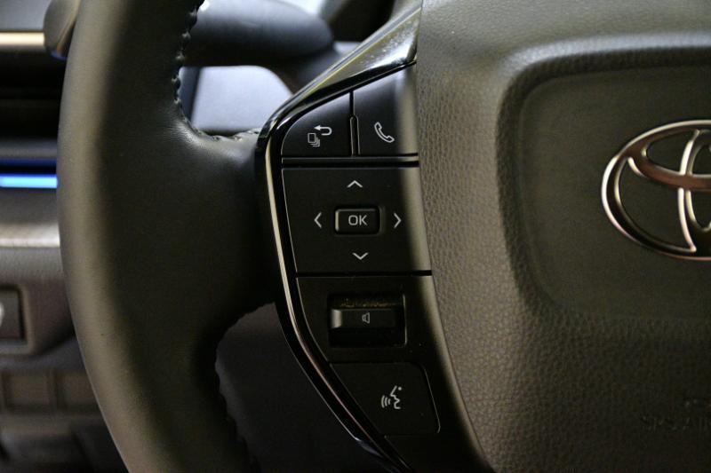 Toyota Prius XLE 2023