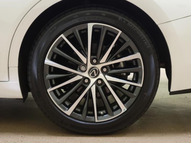 Lexus ES 350 2024
