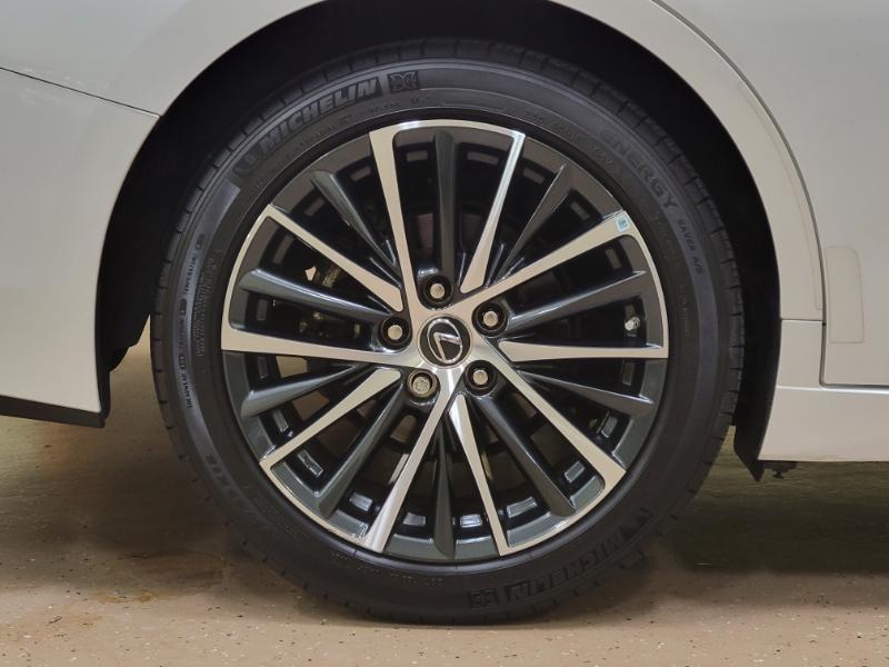 Lexus ES 350 2024