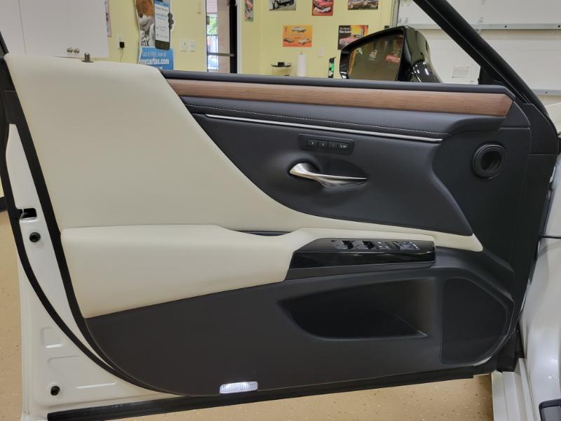 Lexus ES 350 2024