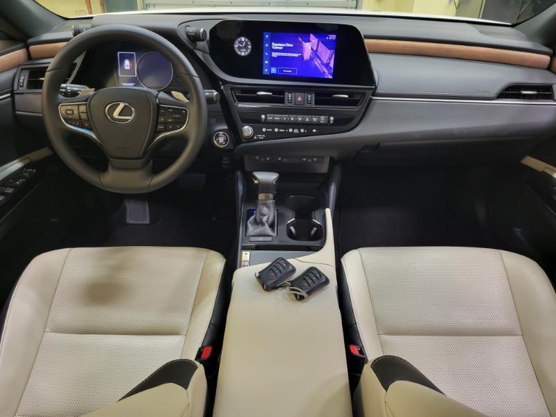 Lexus ES 350 2024