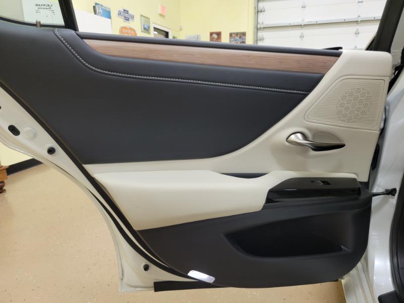Lexus ES 350 2024