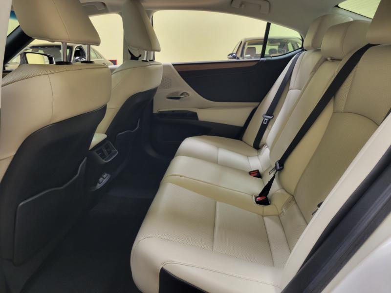Lexus ES 350 2024