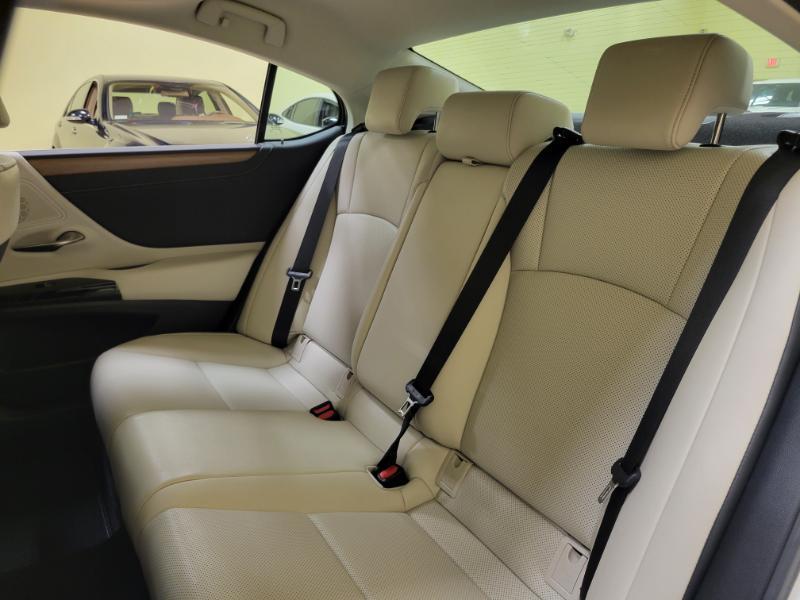 Lexus ES 350 2024