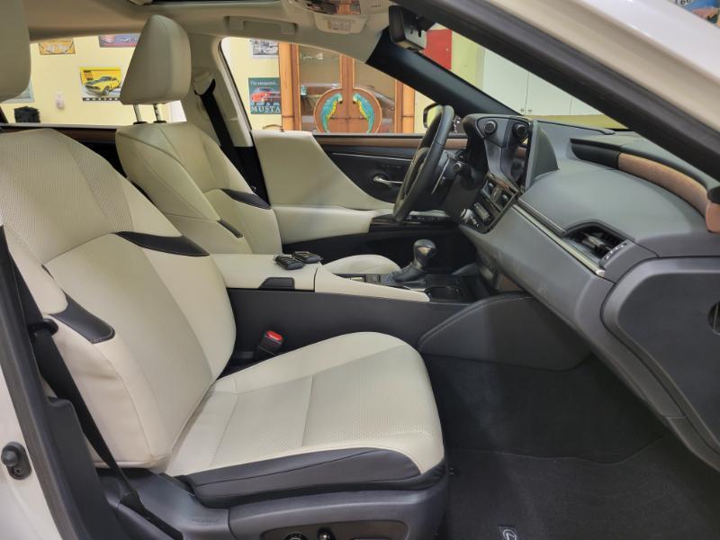 Lexus ES 350 2024