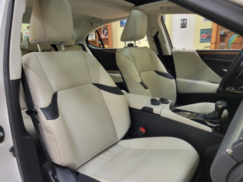 Lexus ES 350 2024
