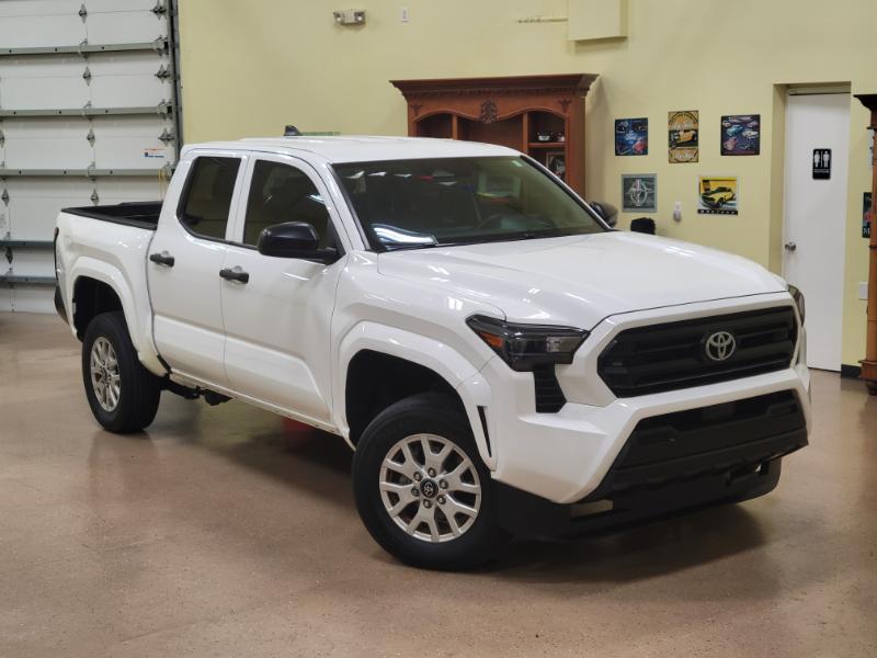 Toyota Tacoma SR Double Cab 2WD 2024