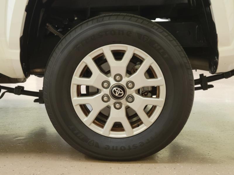 Toyota Tacoma SR Double Cab 2WD 2024