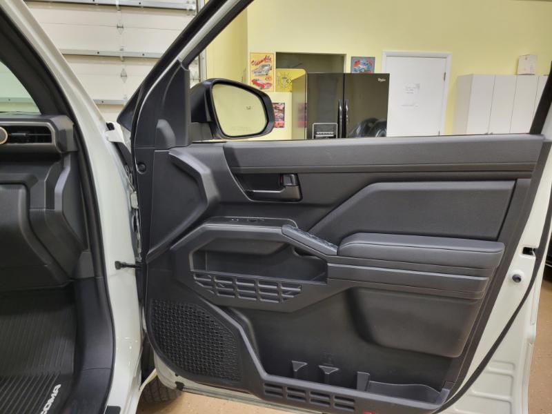 Toyota Tacoma SR Double Cab 2WD 2024