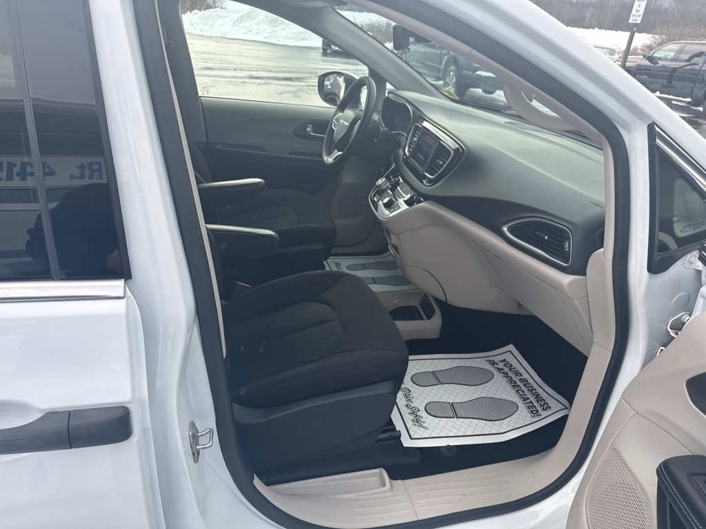 Chrysler Voyager  2021