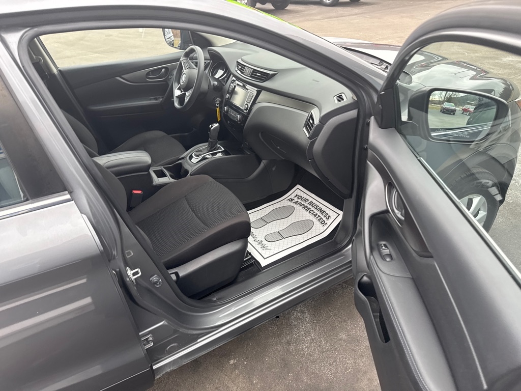 Nissan Rogue Sport  2019