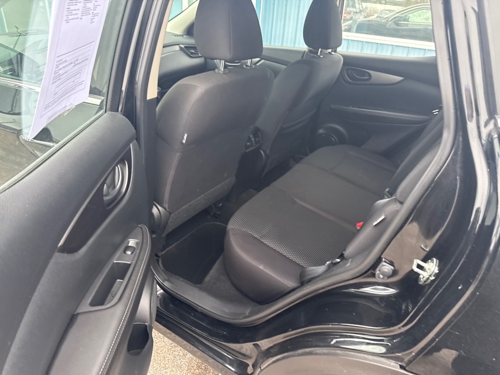 Nissan Rogue Sport  2022