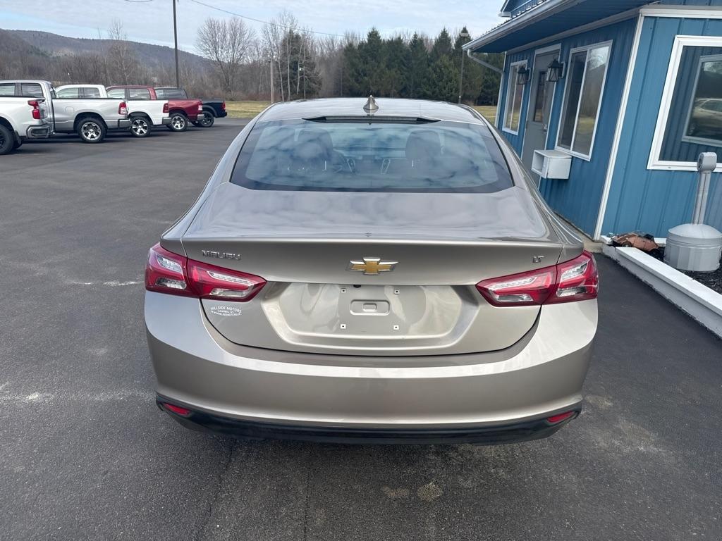 Chevrolet Malibu 4dr Sdn LT 2022