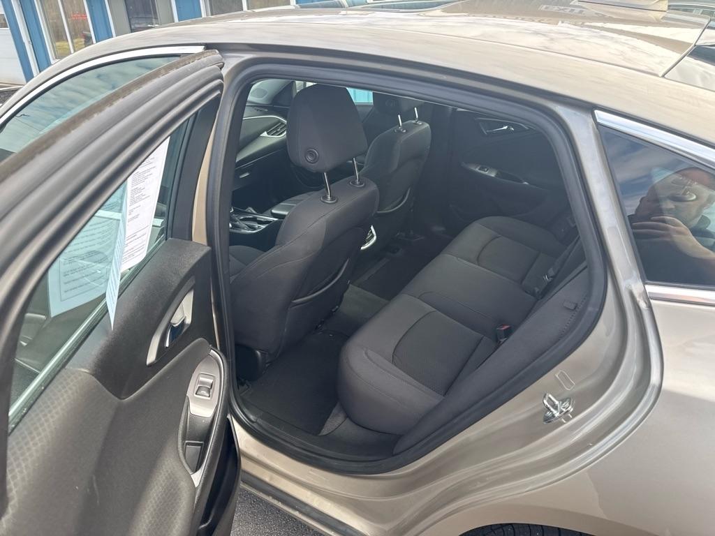 Chevrolet Malibu  2022