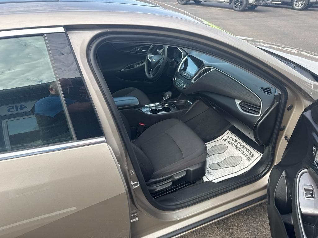 Chevrolet Malibu  2022