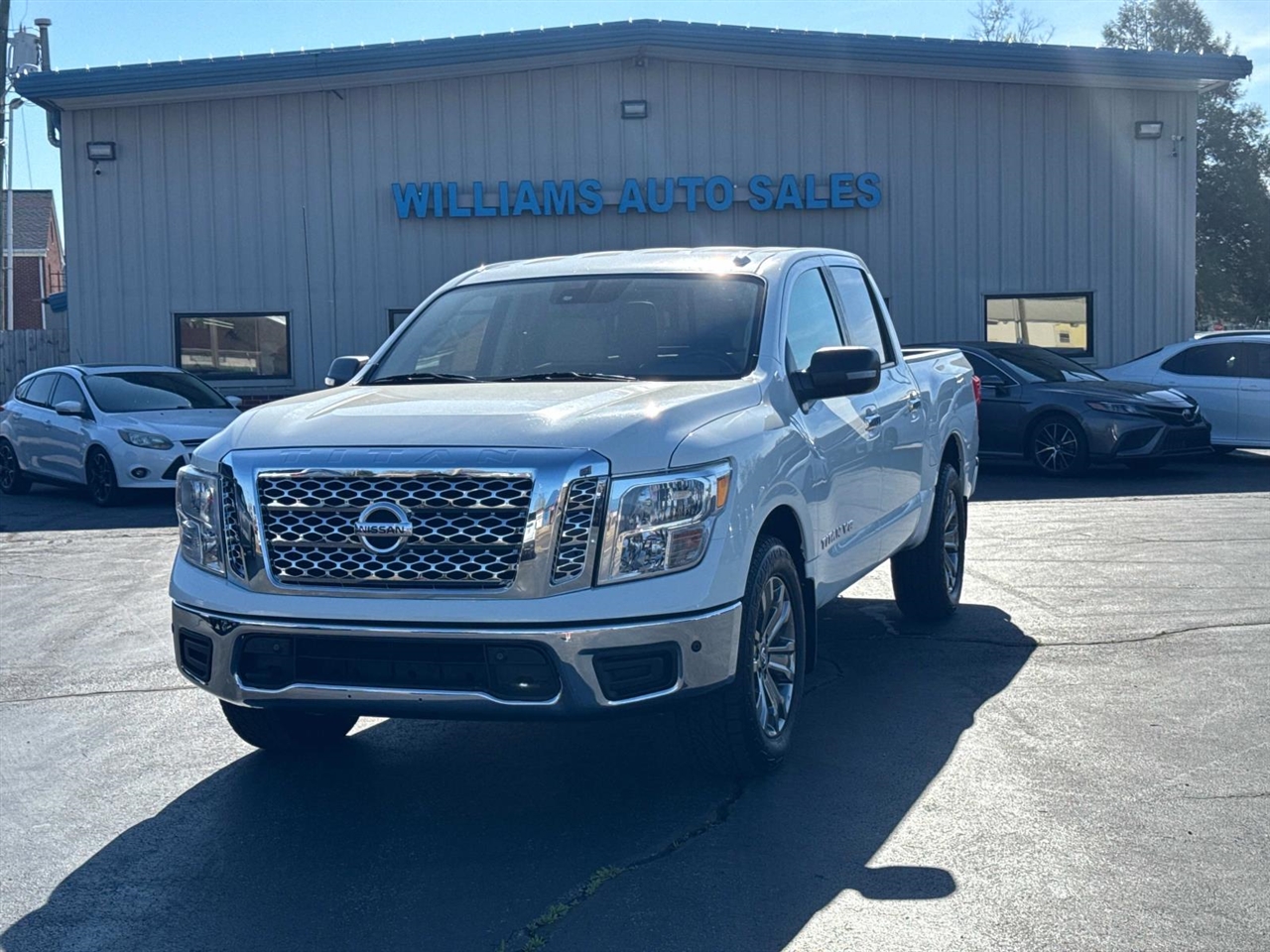 2018 Nissan Titan SV