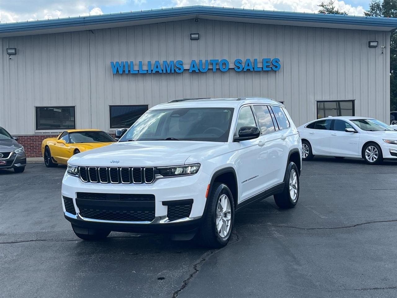2023 Jeep Grand Cherokee L LAREDO