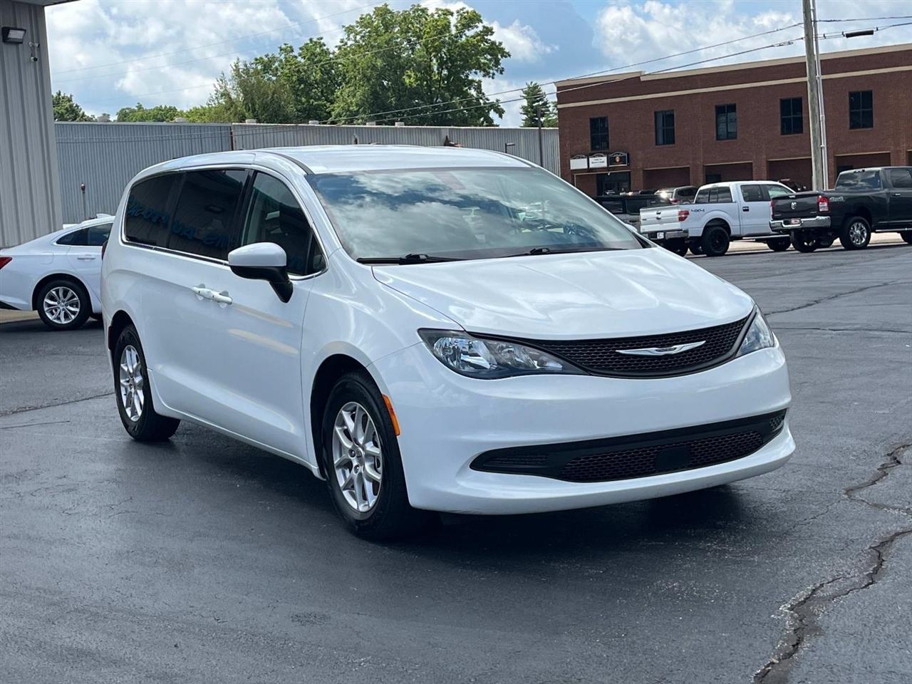 Chrysler Voyager  2022