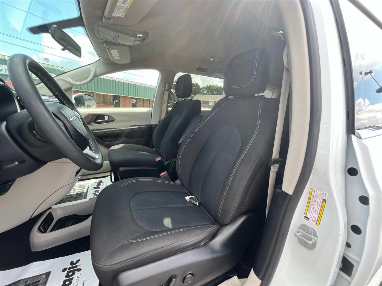 Chrysler Voyager  2022