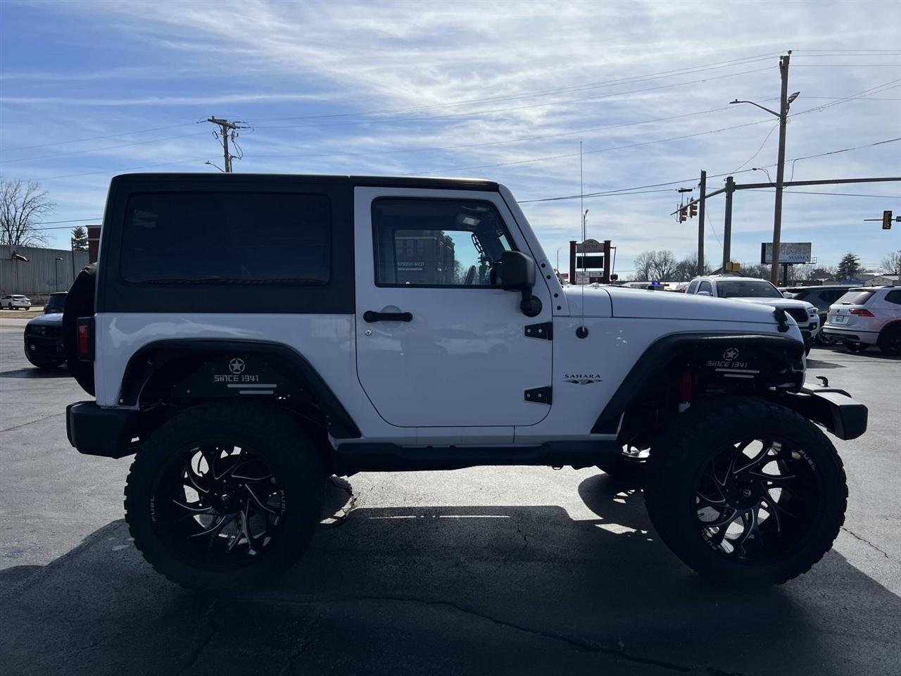 2014 Jeep Wrangler SAHARA