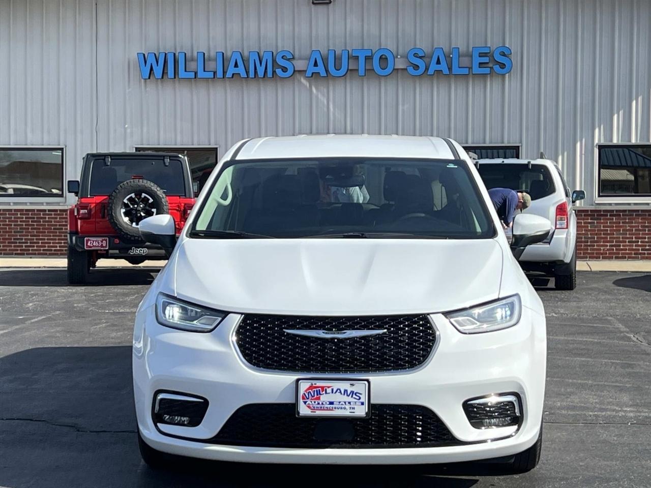 Chrysler Pacifica  2023