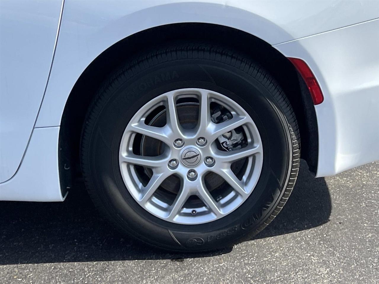 Chrysler Pacifica  2023