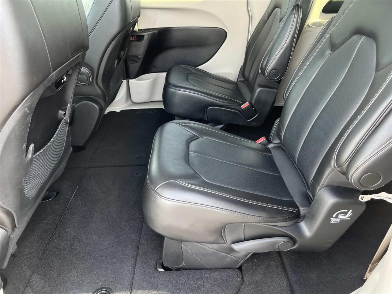 Chrysler Pacifica  2023