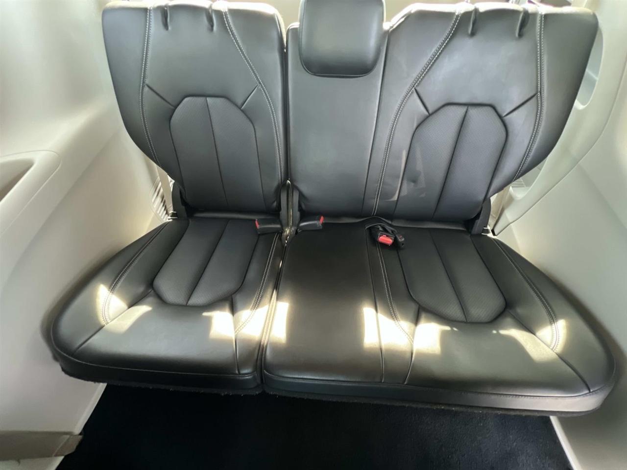 Chrysler Pacifica  2023