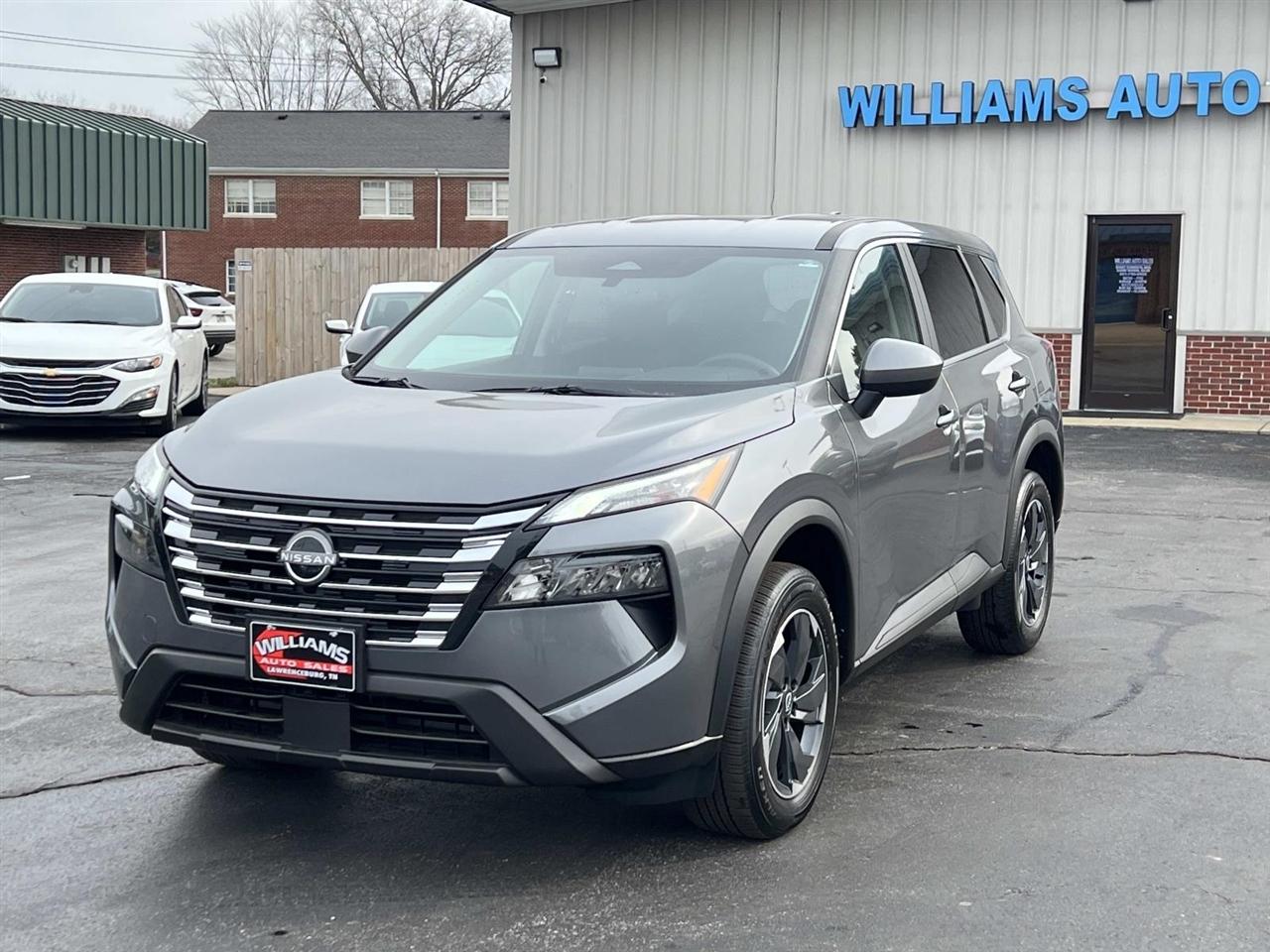 2025 Nissan Rogue SV