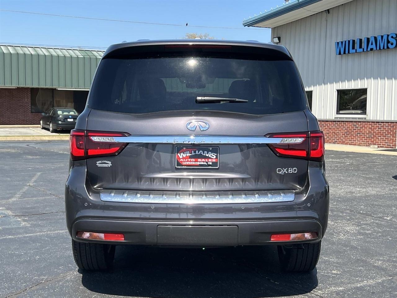 Infiniti QX80  2024