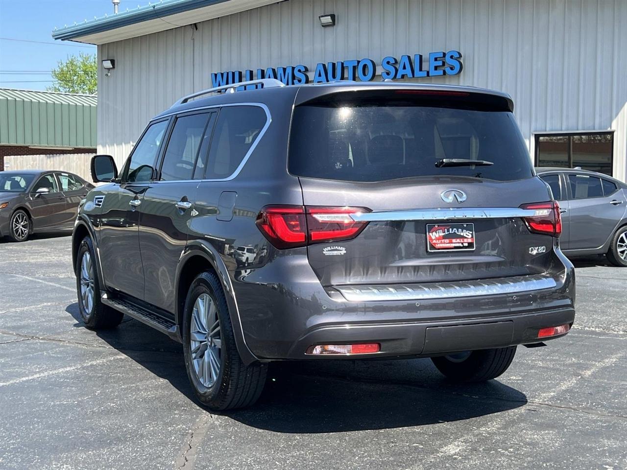 Infiniti QX80  2024