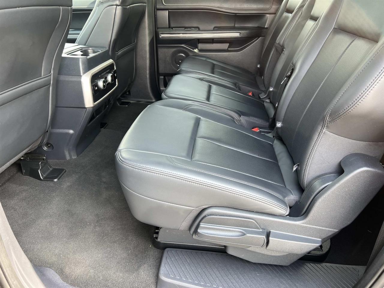 Ford Expedition  2024