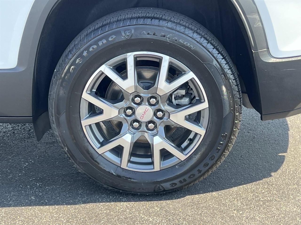 GMC Acadia  2023