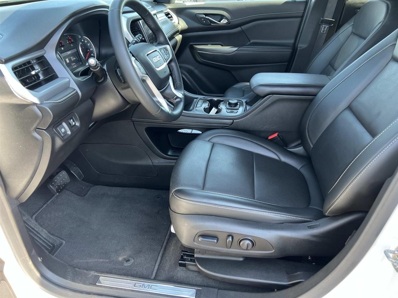 GMC Acadia  2023