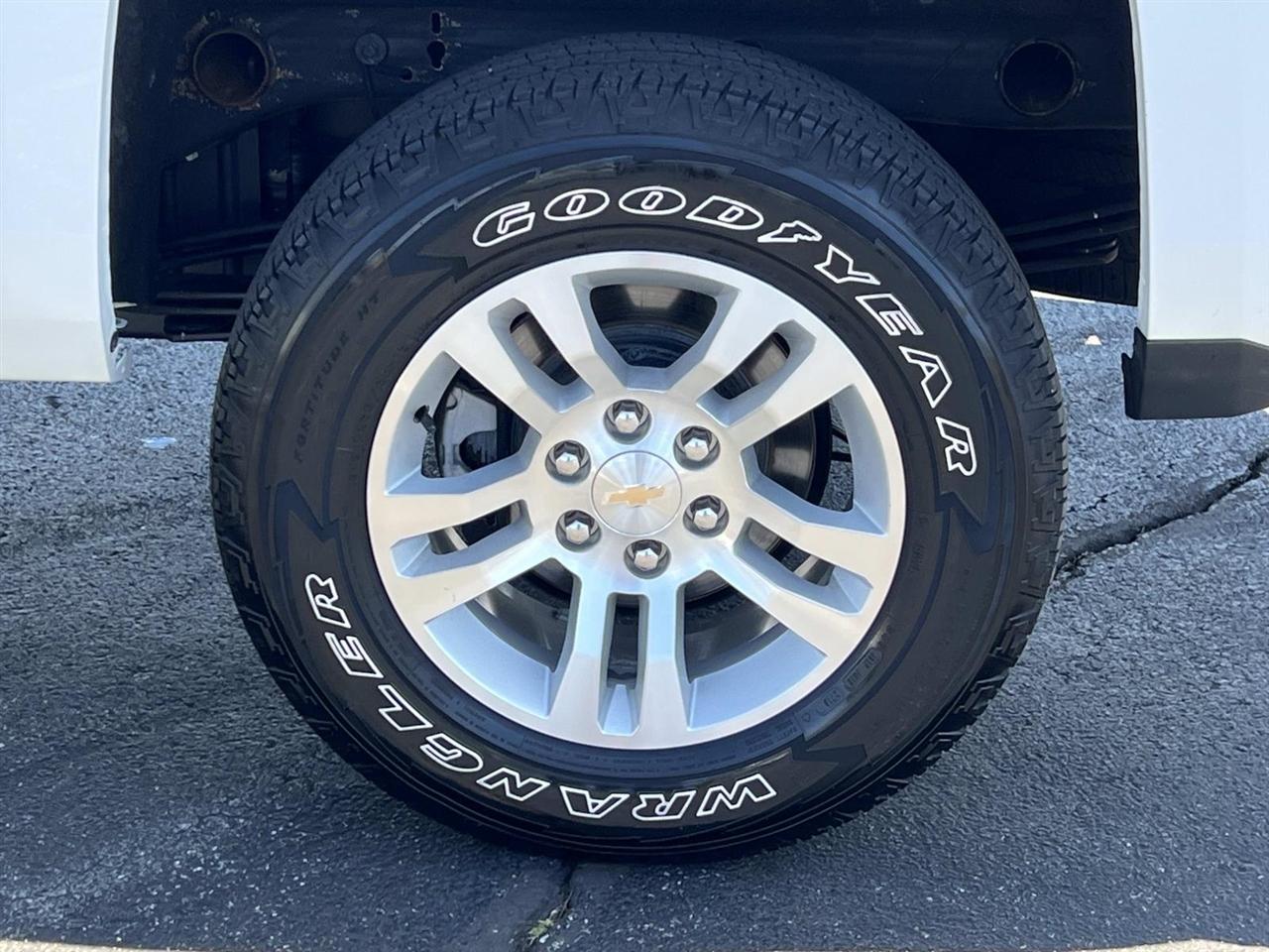 Chevrolet Silverado 1500  2018