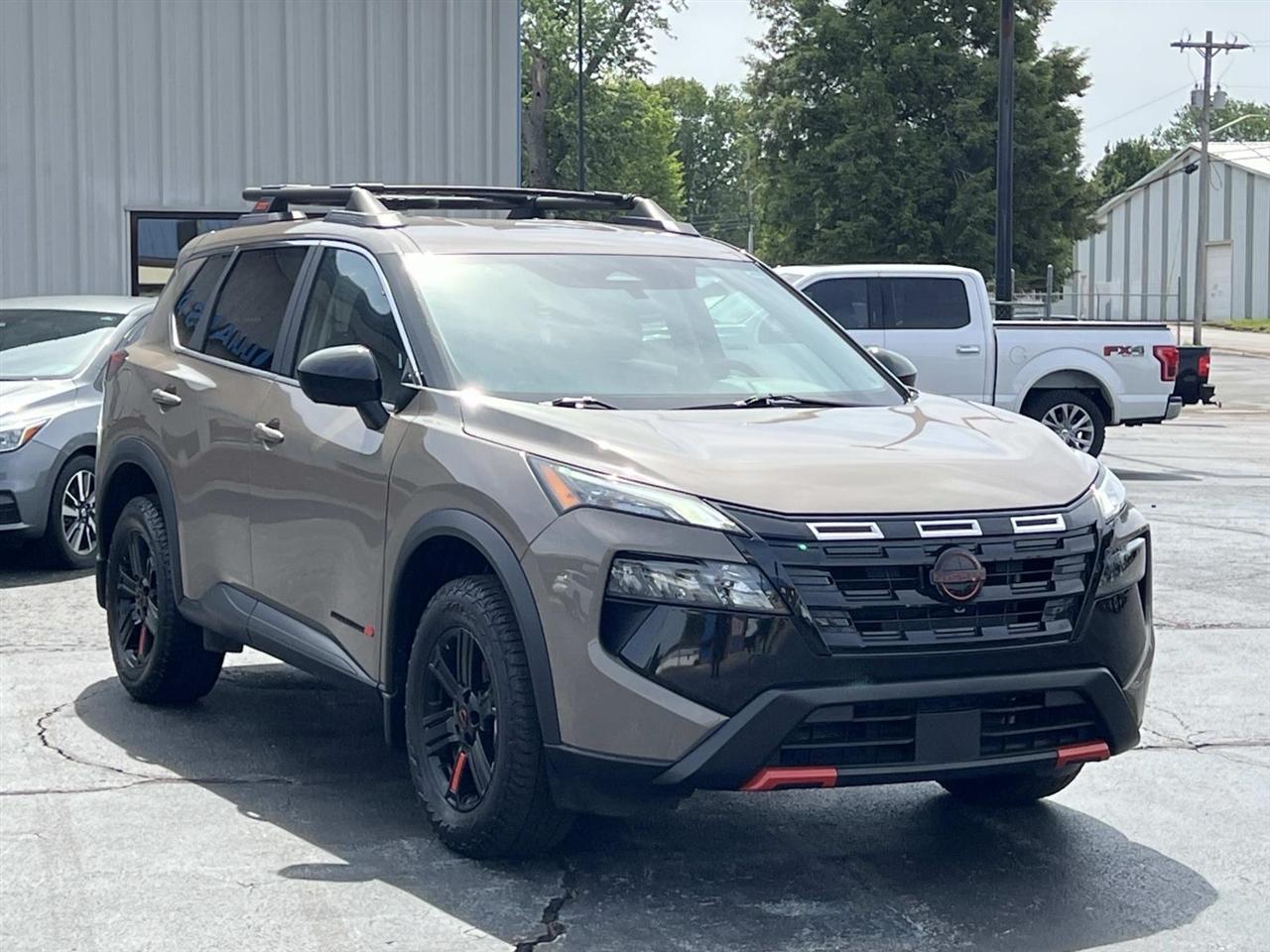 Nissan Rogue  2025