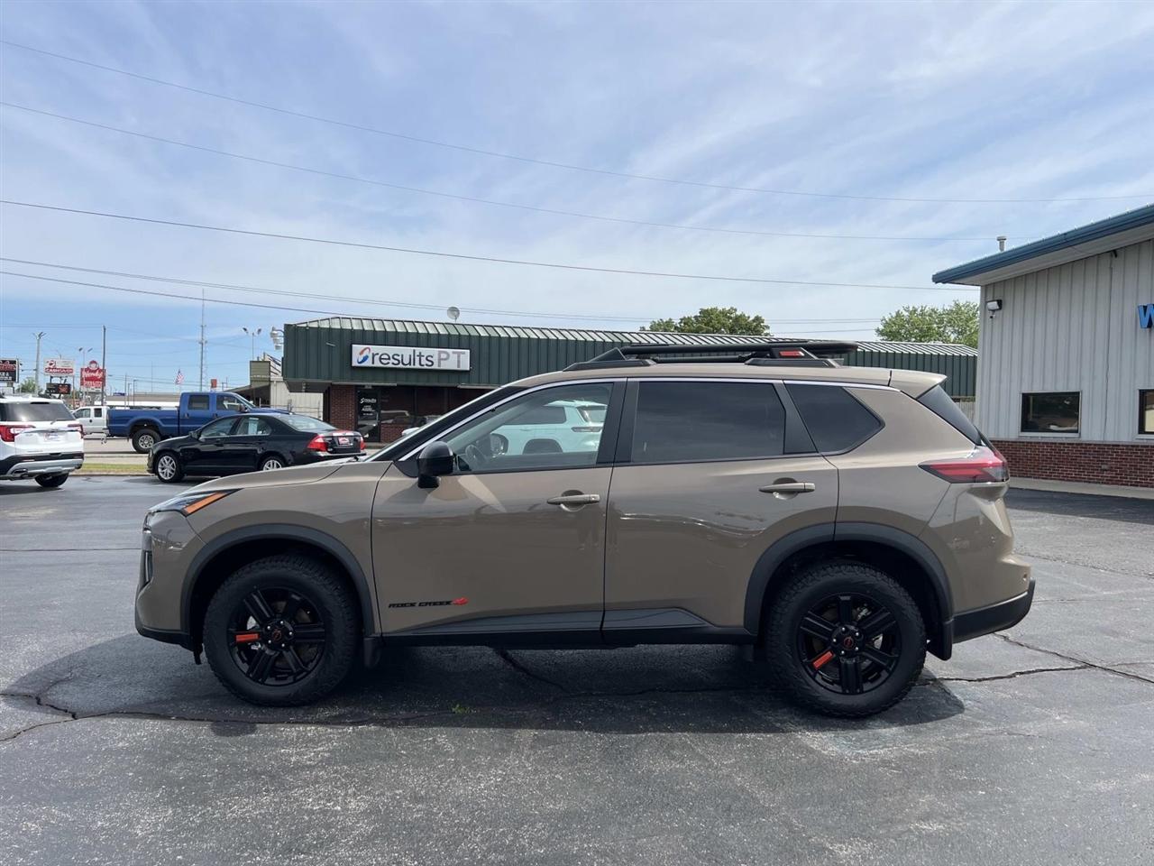 Nissan Rogue  2025