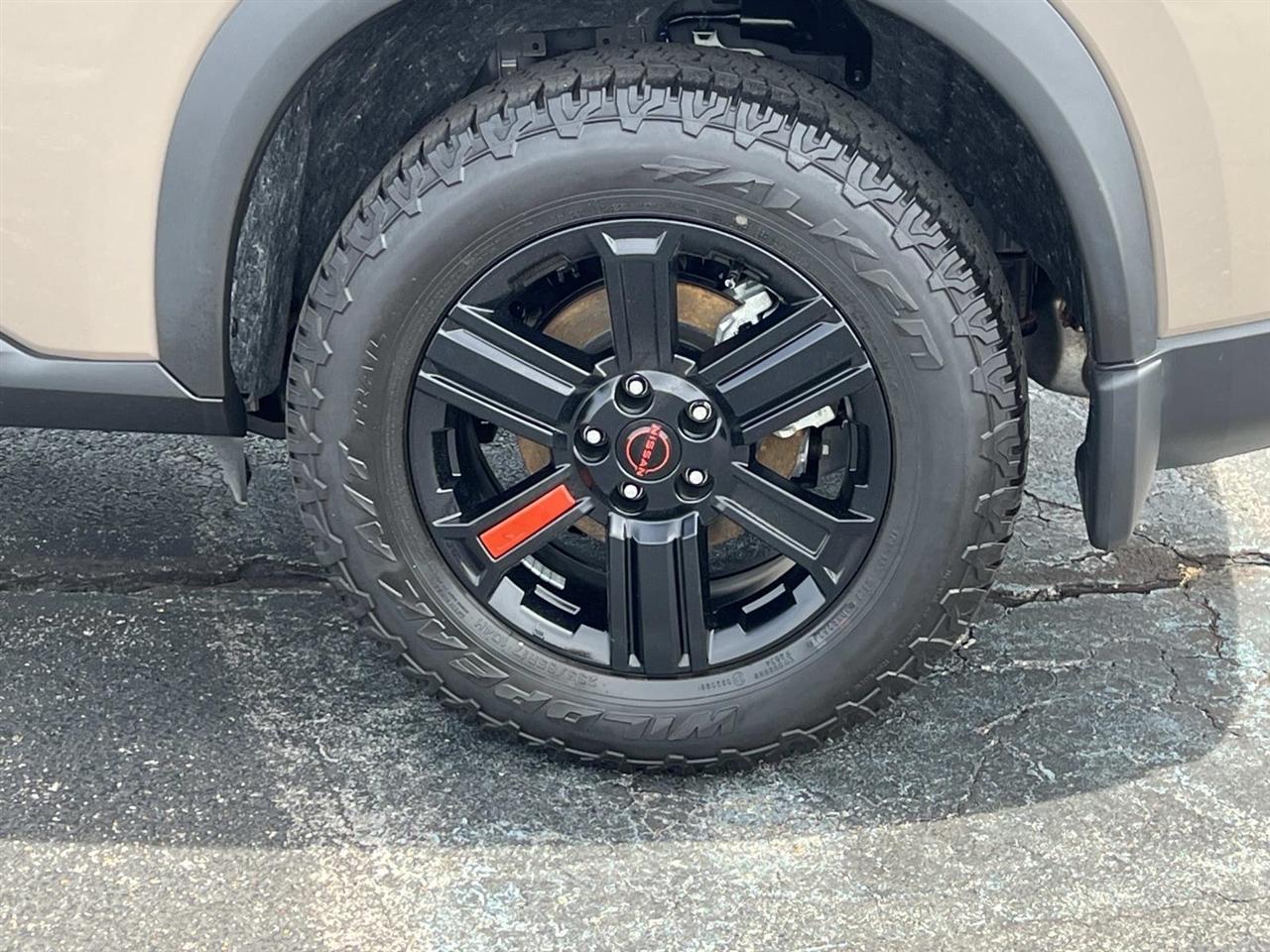 Nissan Rogue  2025