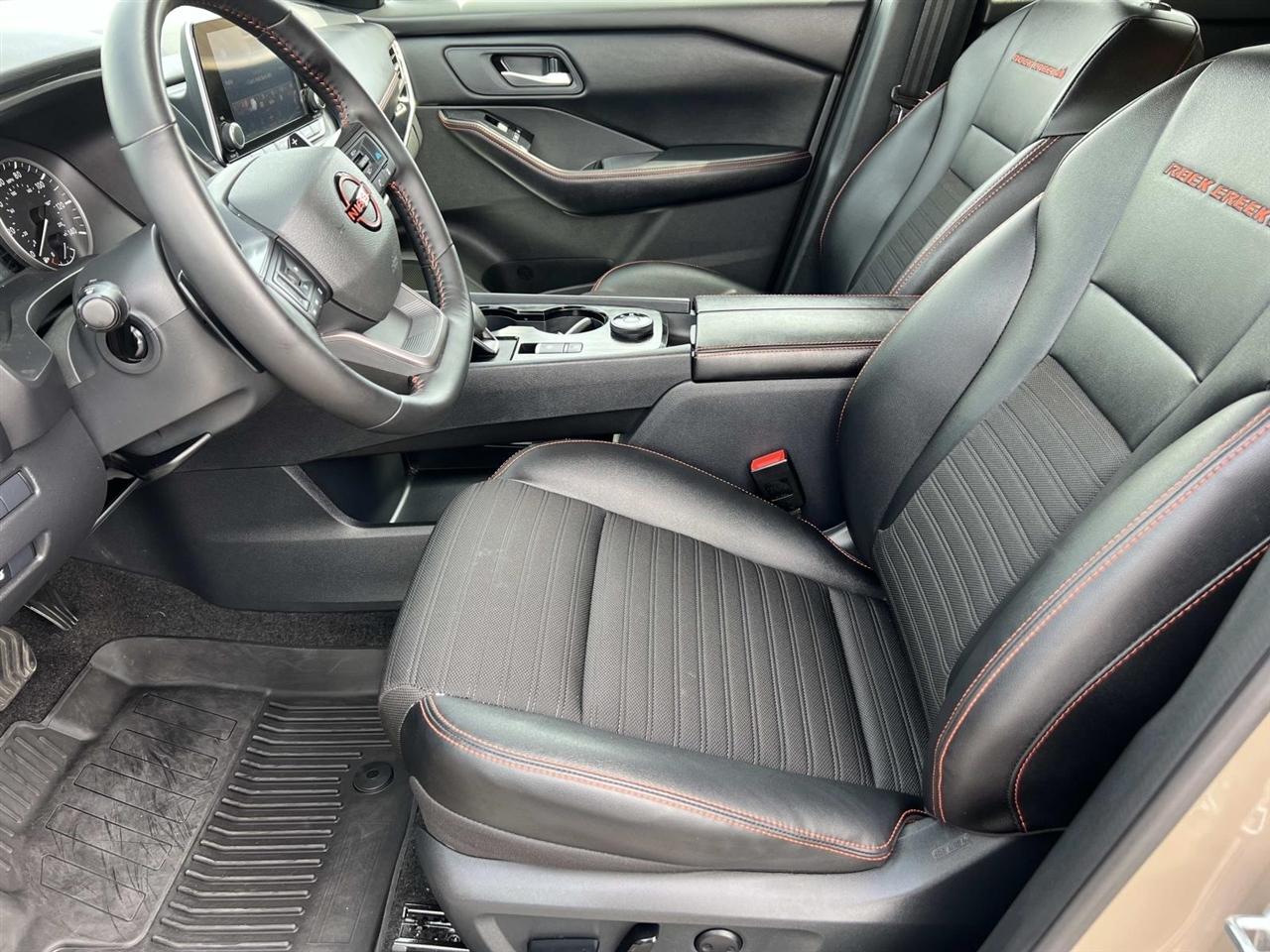 Nissan Rogue  2025