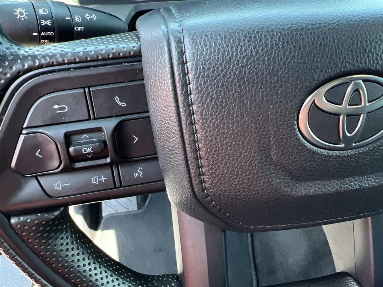 Toyota Tacoma  2025